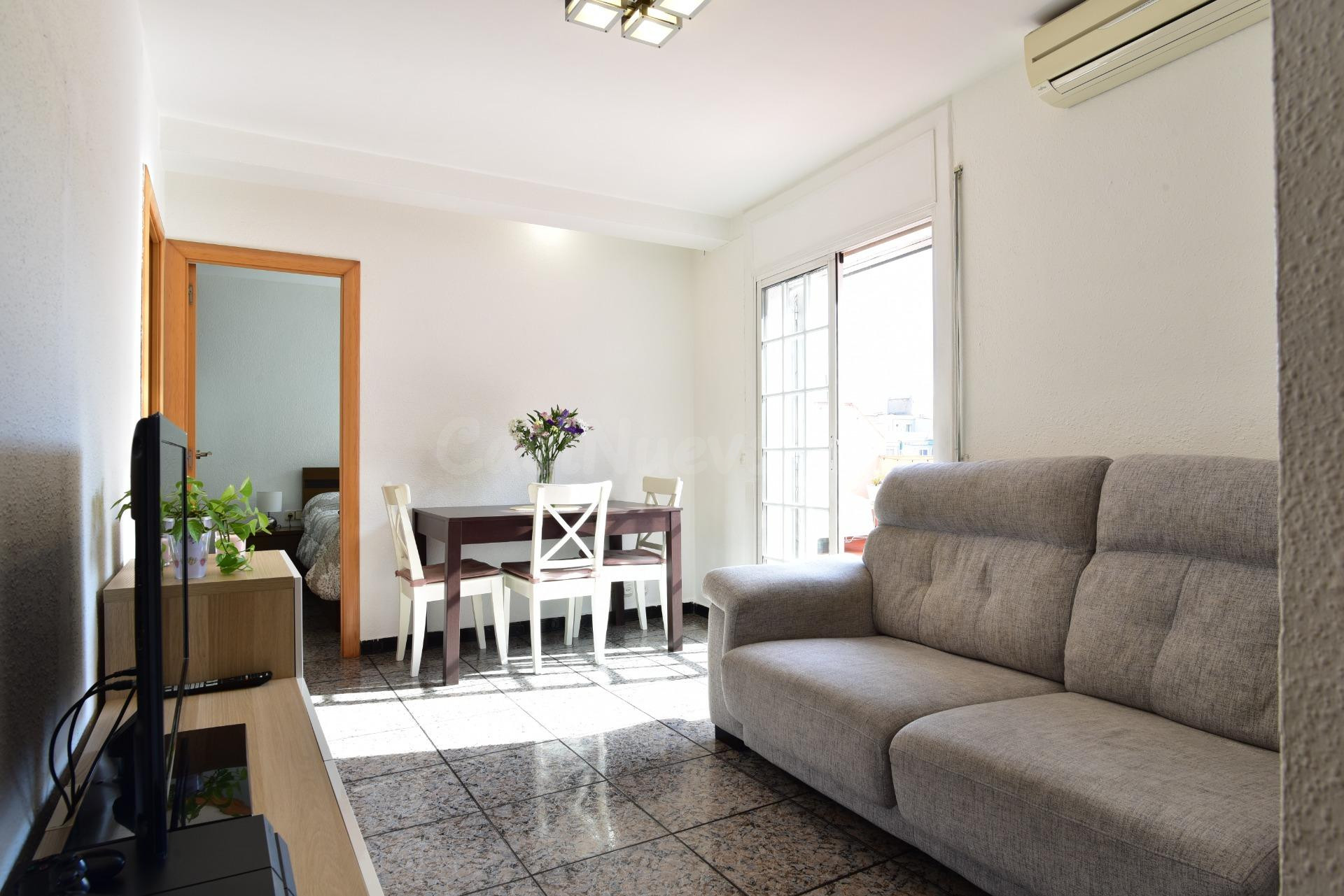 Exclusivo Ático con gran terraza y vistas al mar, en Horta ( - foto 5