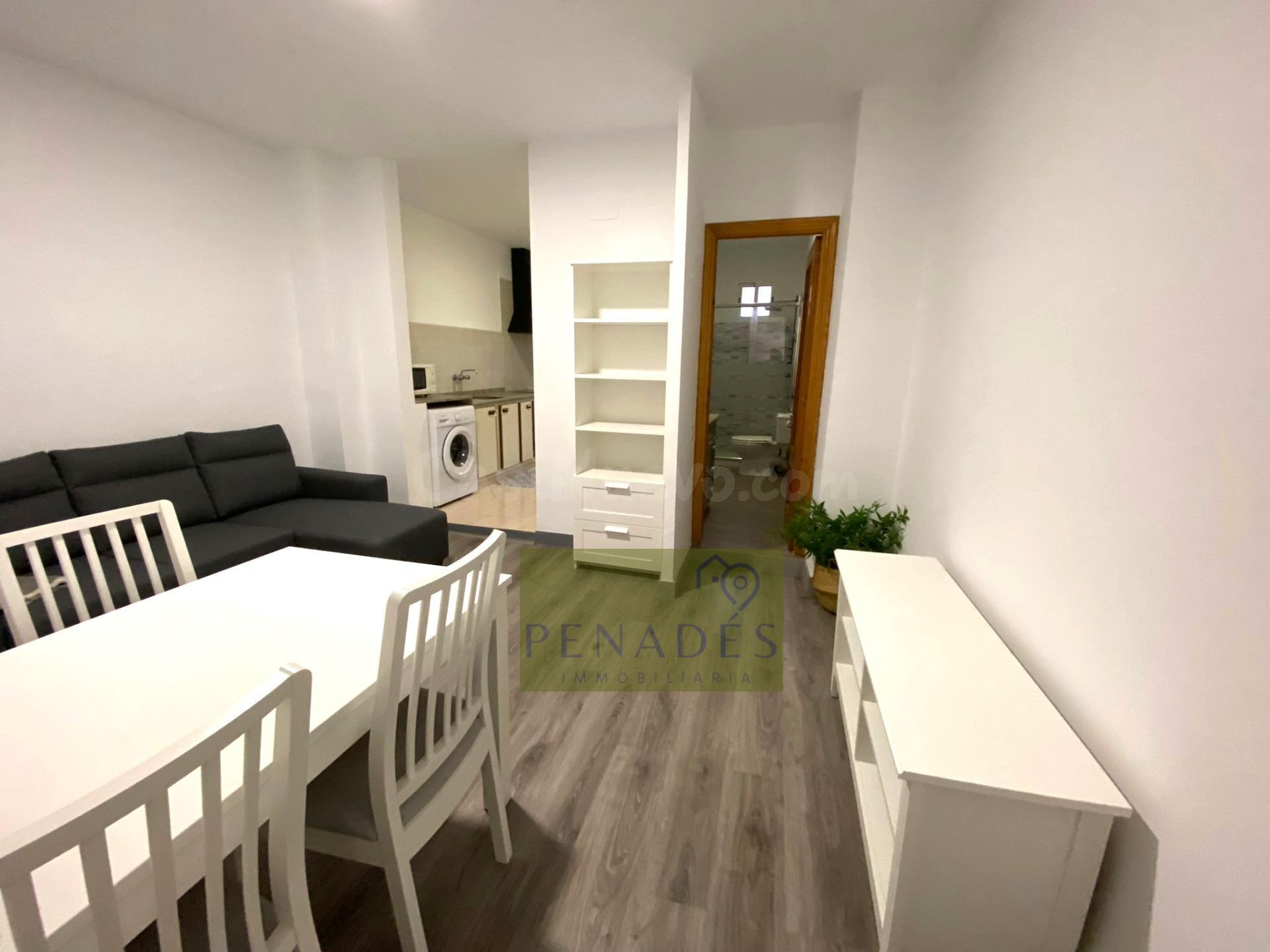 Piso muy bien ubicado para entrar a vivir zona Universidad - foto 3