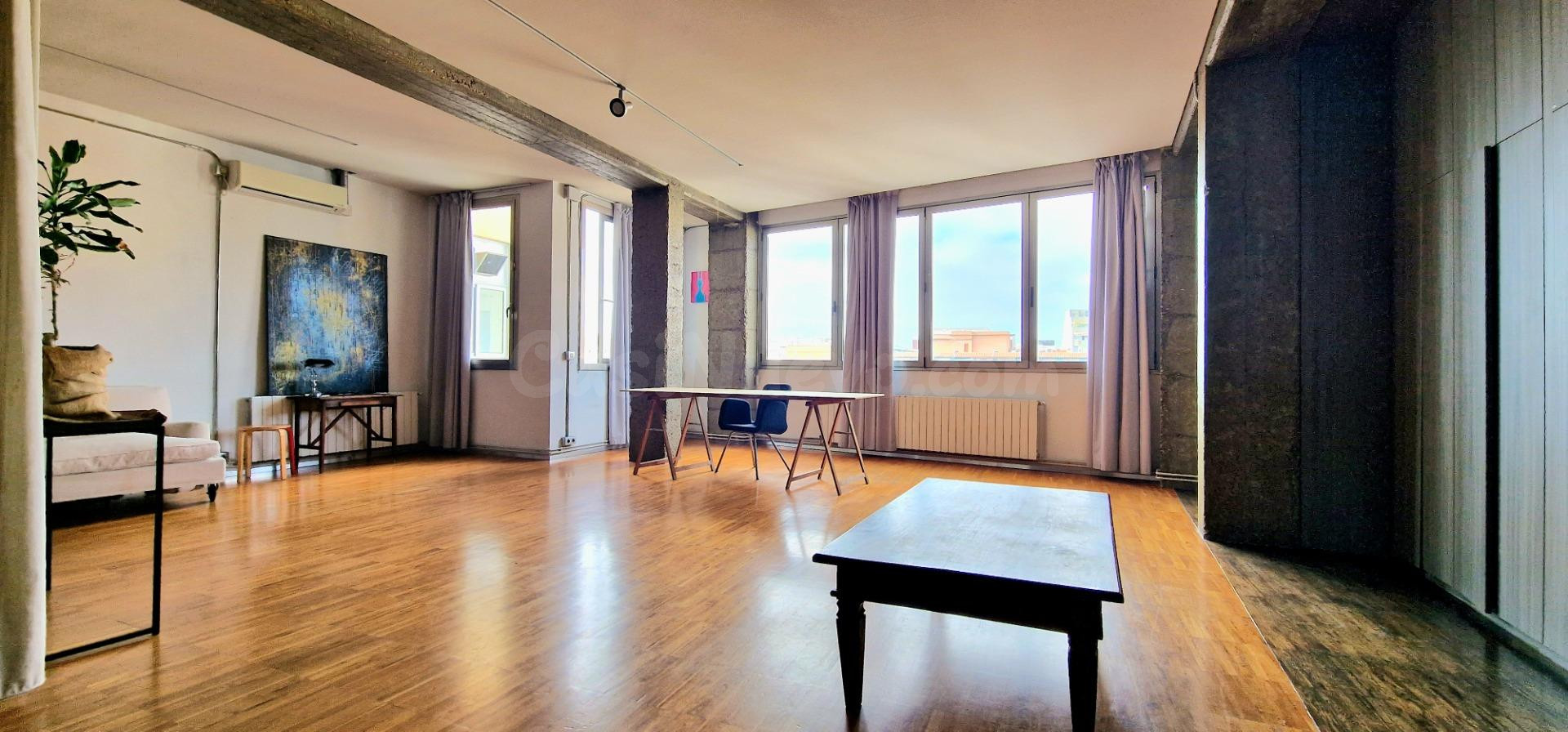 Fantástico espacio diáfano Loft /Oficina Ideal para profesio