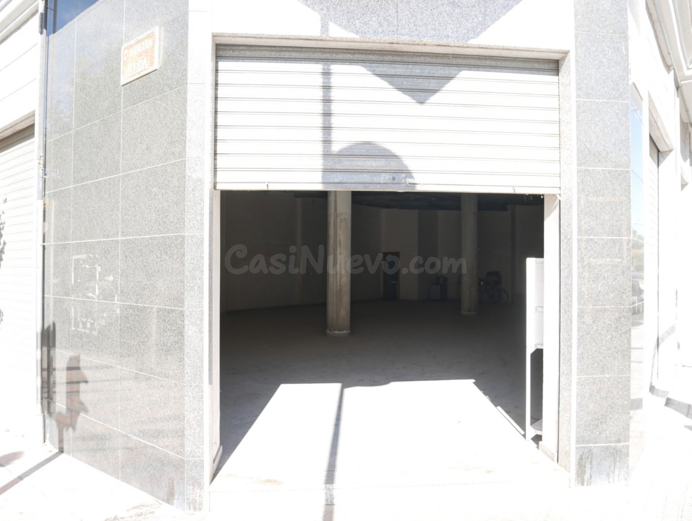 CONSIGUE UNO DE LOS MEJORES LOCALES COMERCIALES DE PETRER - foto 5