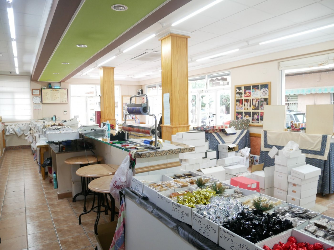 SE VENDE LOCAL Y NEGOCIO, UN PROYECTO DE VIDA EN ELDA - foto 4