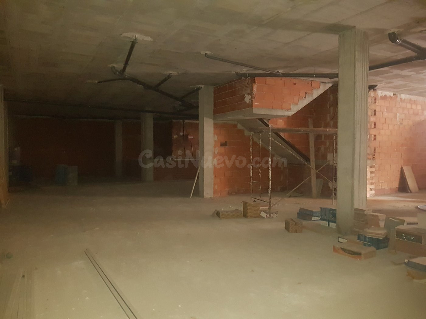 Local comercial con 14 metros de fachada - foto 5