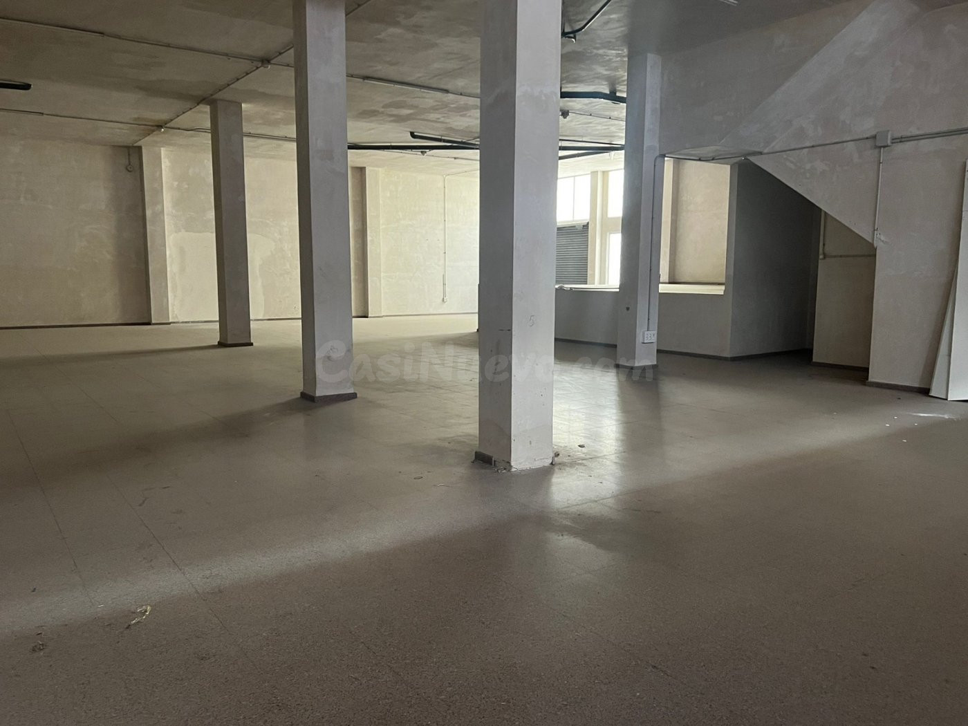 Gran local en alquiler y venta en zona av. Ronda de Elda. - foto 4