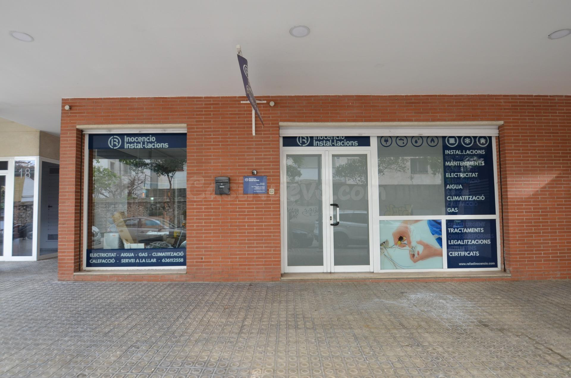 LOCAL EN ALQUILER: ¡La esquina que tu negocio necesita! Junt - foto 5
