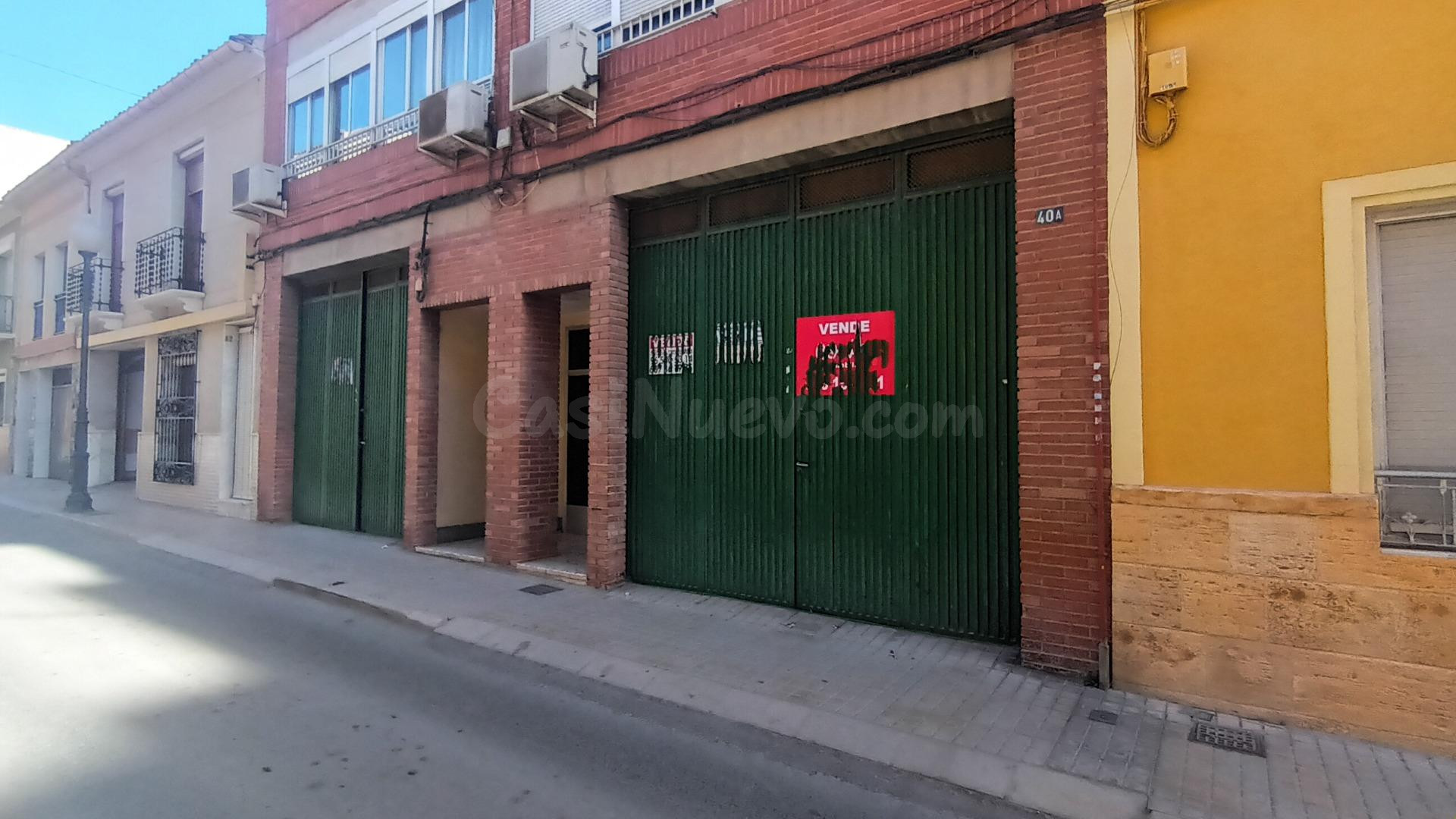 Local comercial con C. Critóbal Amorós - foto 2