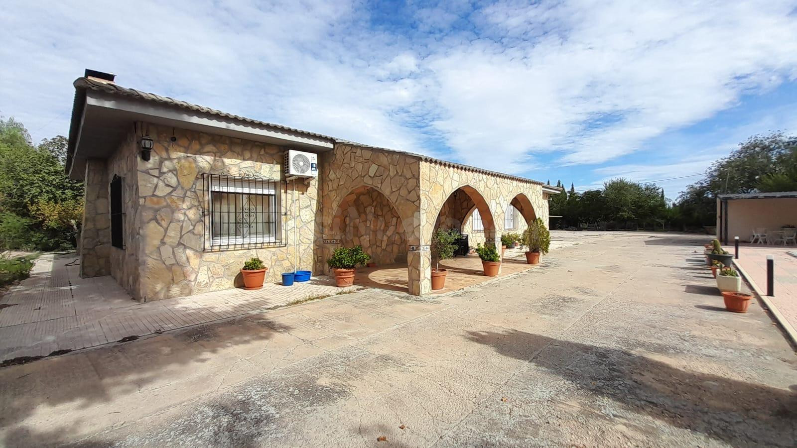 Compre hoy este chalet por debajo de su valor de mercado y d - foto 2