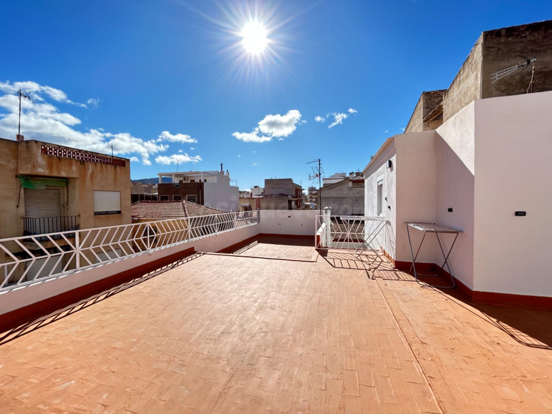 HABITACIÓN EN ALQUILER EN PISO ÁTICO CON GRAN TERRAZA - foto 5