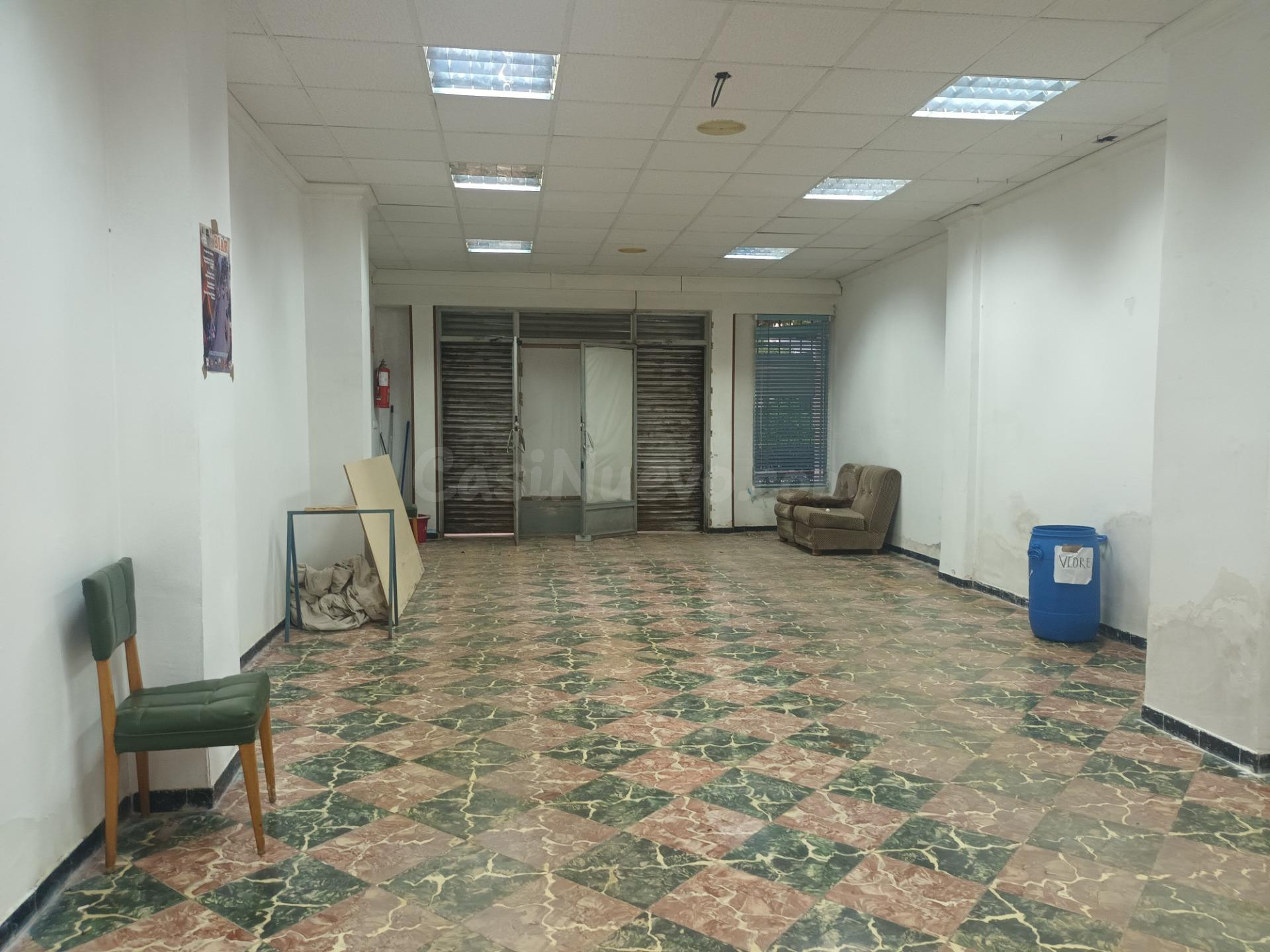 ¿Quiere abrir un negocio en la avenida principal de Biar? Es