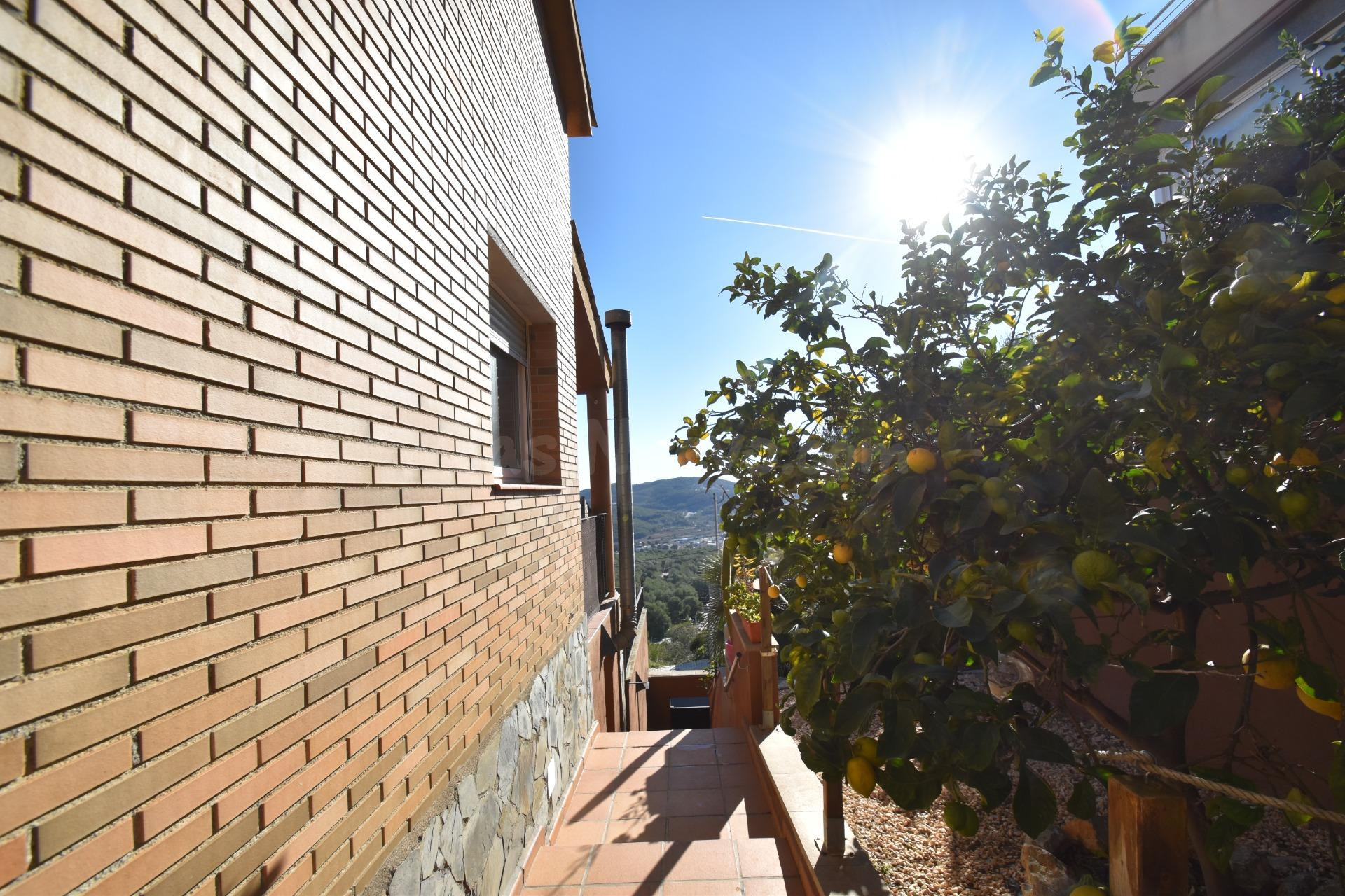 Espectacular casa a cuatro vientos con vistas panorámicas - foto 2