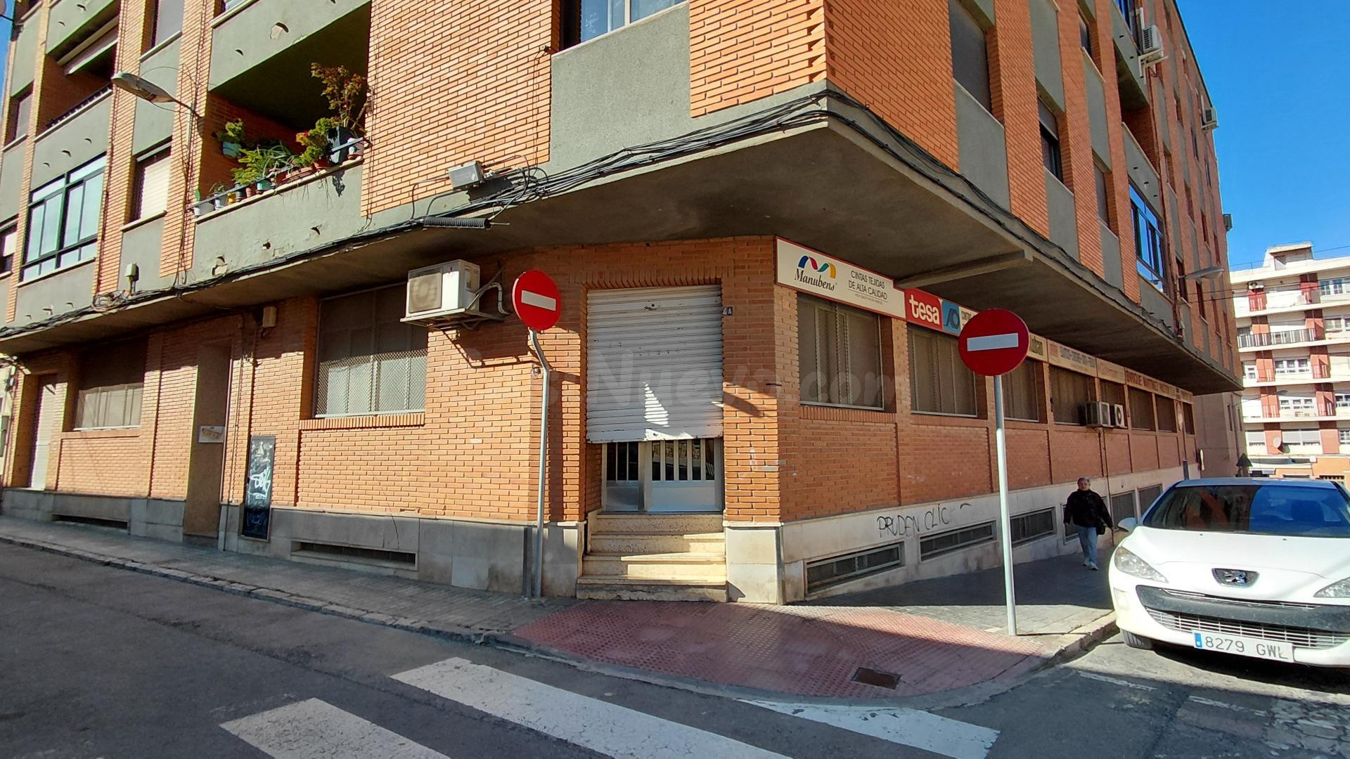 Magnífico local comercial en venta o alquiler con una ubicac - foto 3