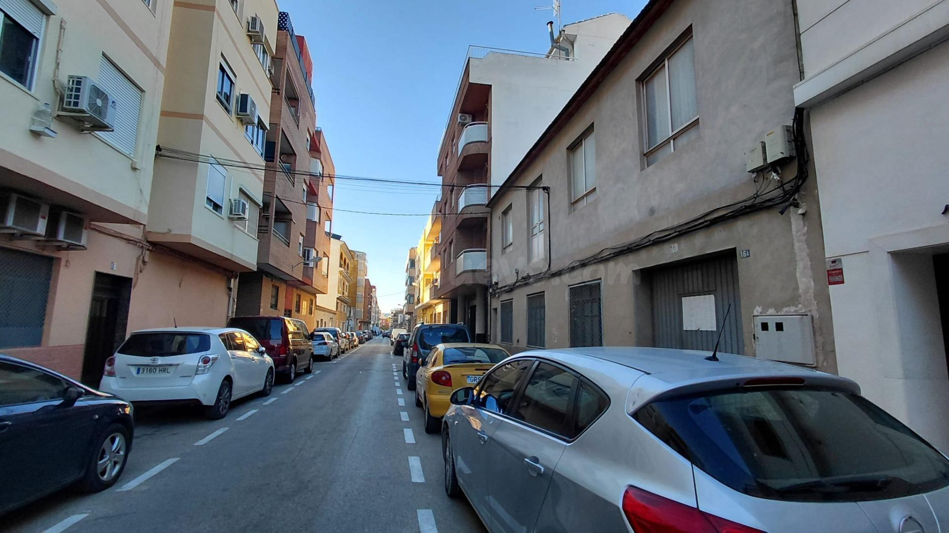 Casa en excelente ubicación en Villena - foto 3