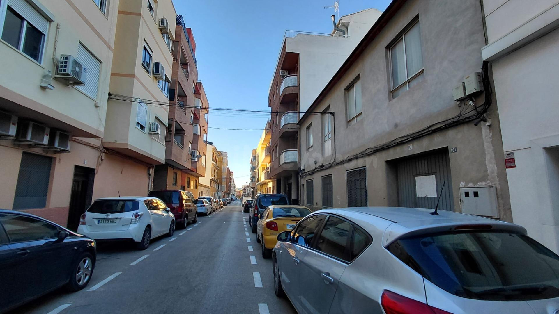 Casa en excelente ubicación en Villena - foto 4