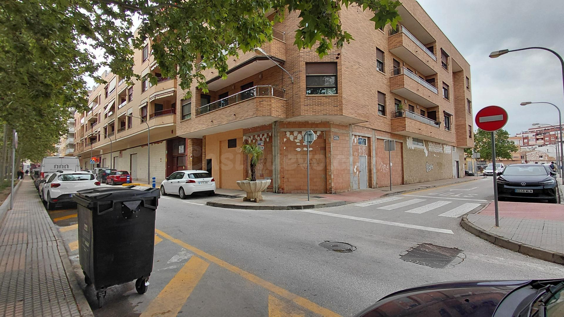 Local comercial en venta en Huerto Real – Excelente ubicació