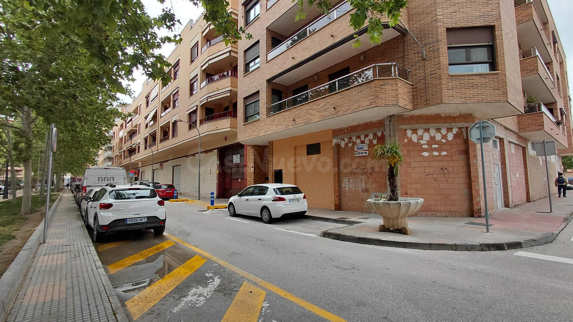 Local comercial en venta en Huerto Real – Excelente ubicació - foto 2