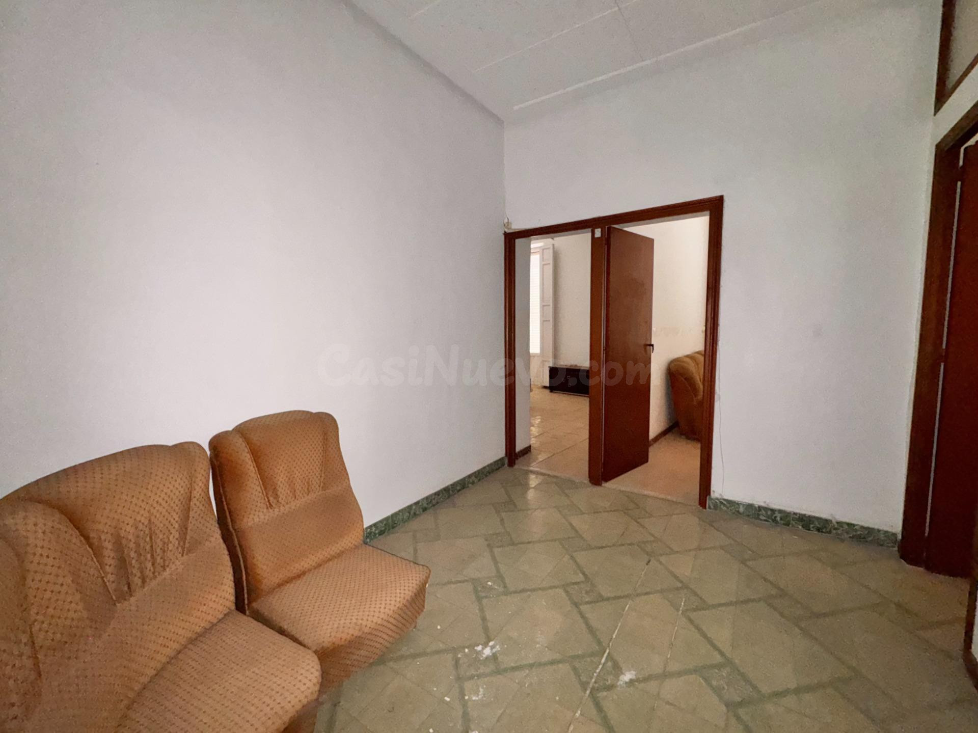 EDIFICIO EN CALLE MAYOR DE MONÓVAR - foto 4