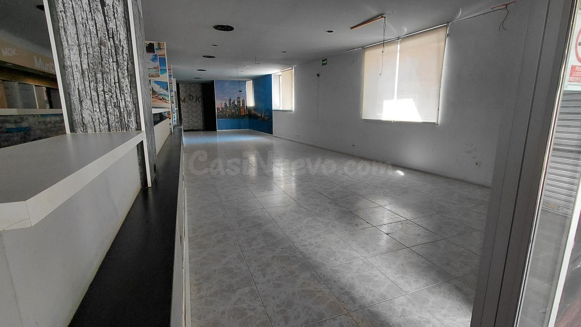 LOCAL COMERCIAL EN ESQUINA DE 228 m2 CON MÚLTIPLES POSIBILID - foto 3