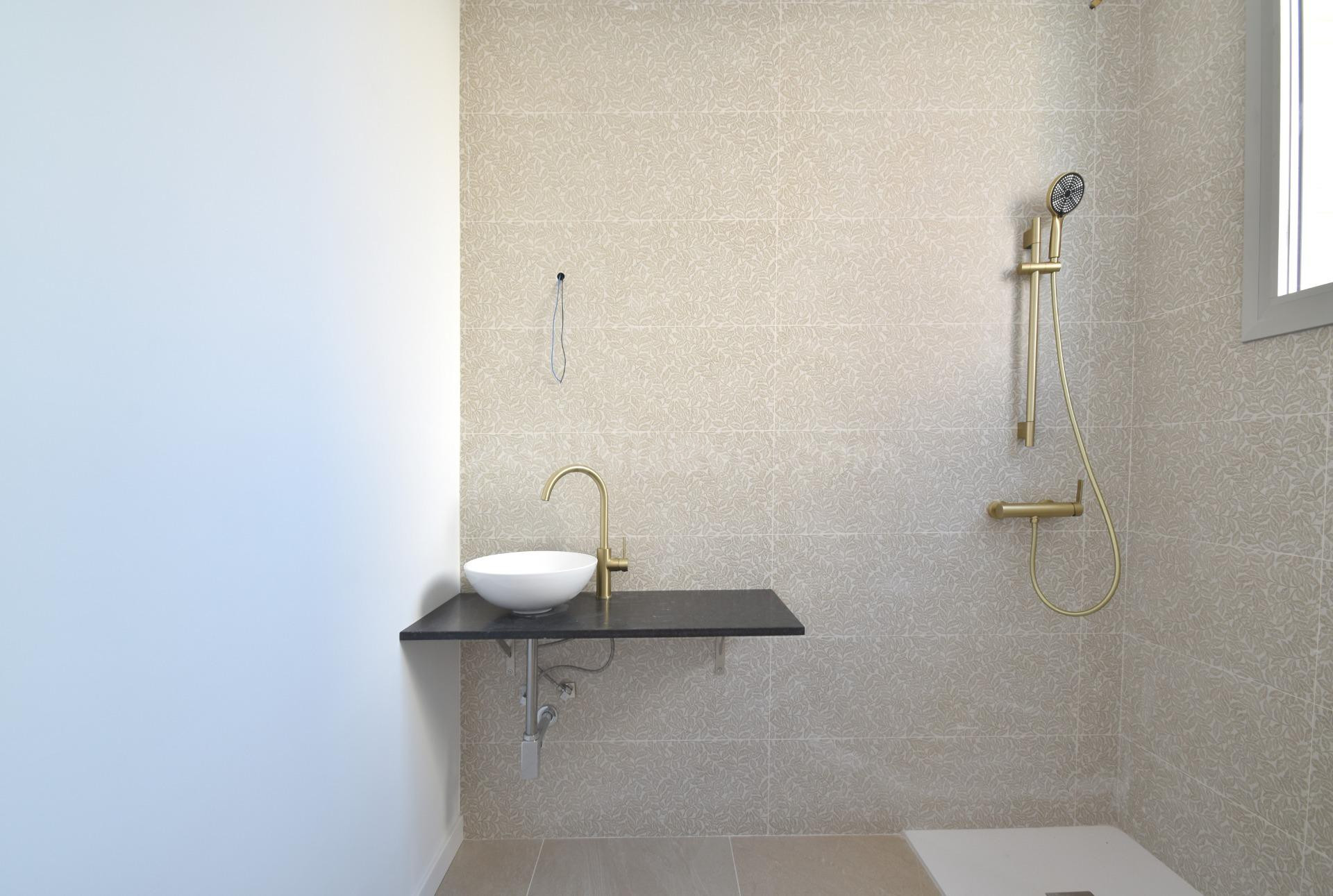 Casa pareada en venta con jardín y piscina. Obra nueva en co - foto 4
