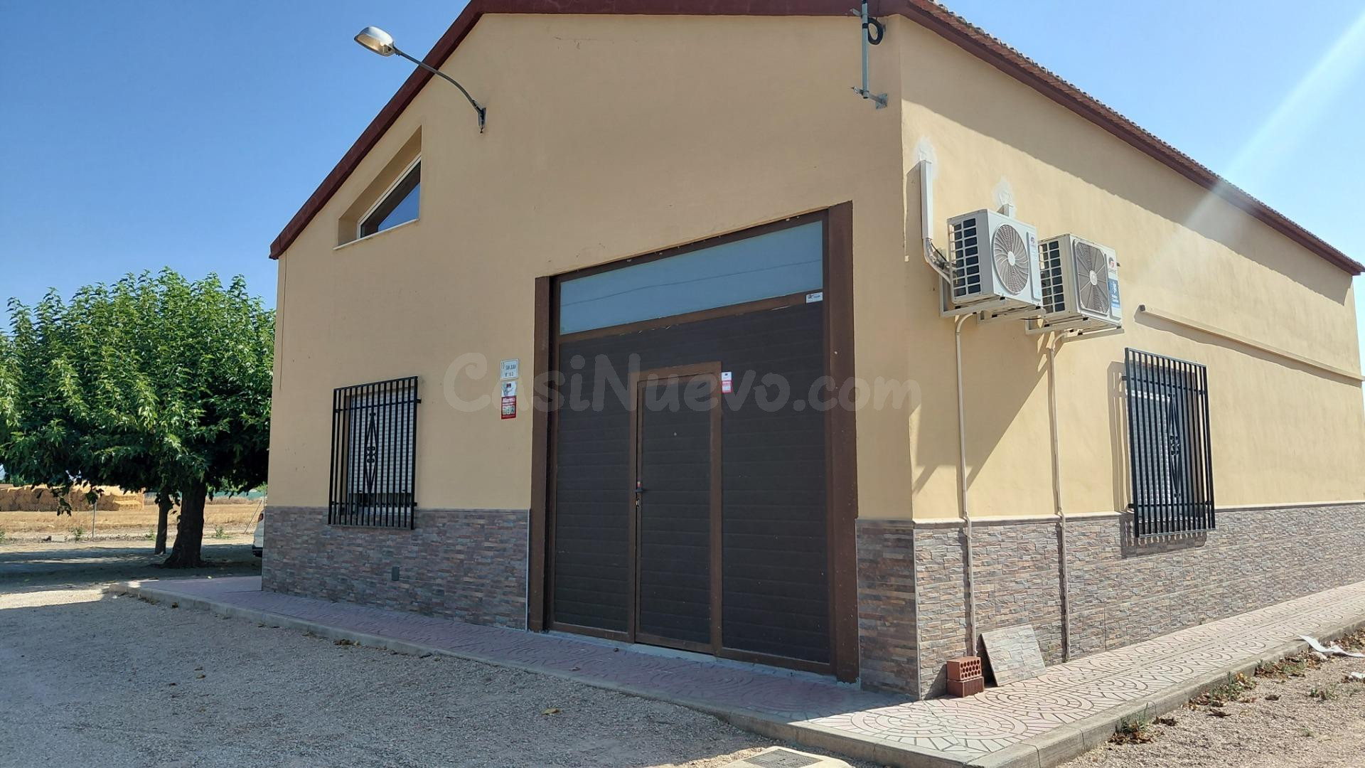 Casa de campo reformada a pocos minutos de Villena - foto 2