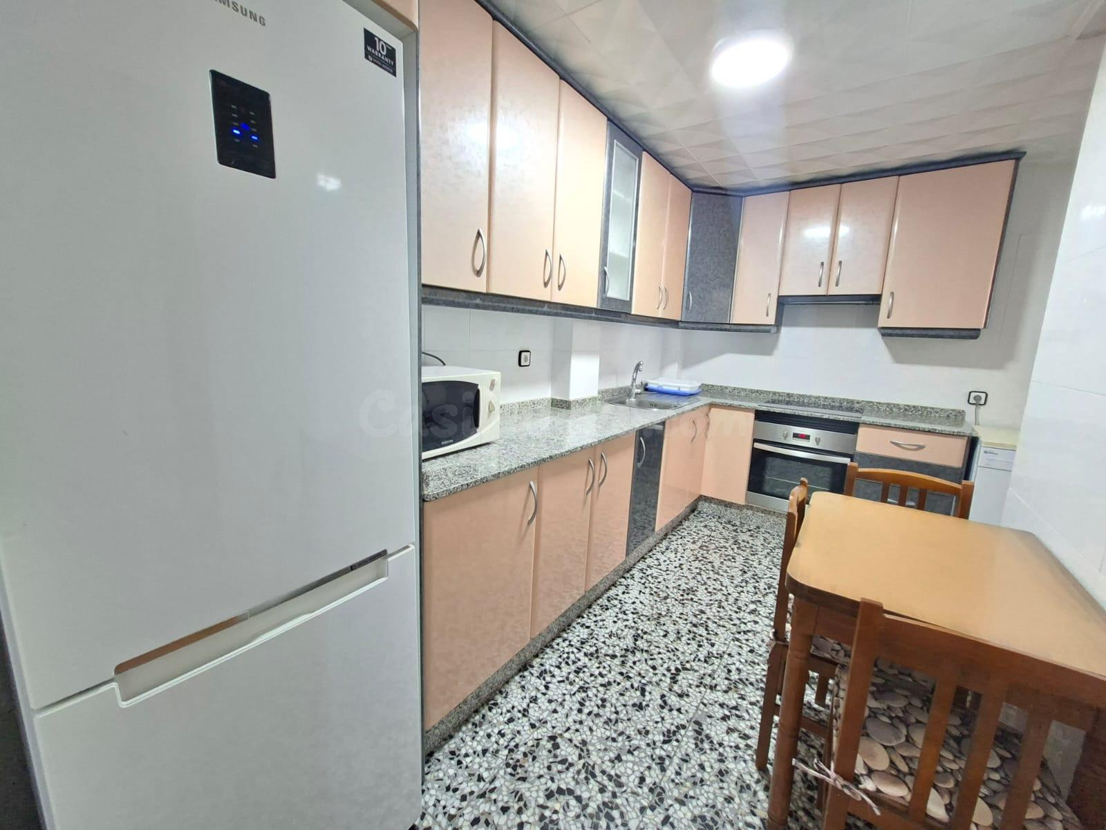 Piso en alquiler en Elda – Avenida de Chapí - foto 2