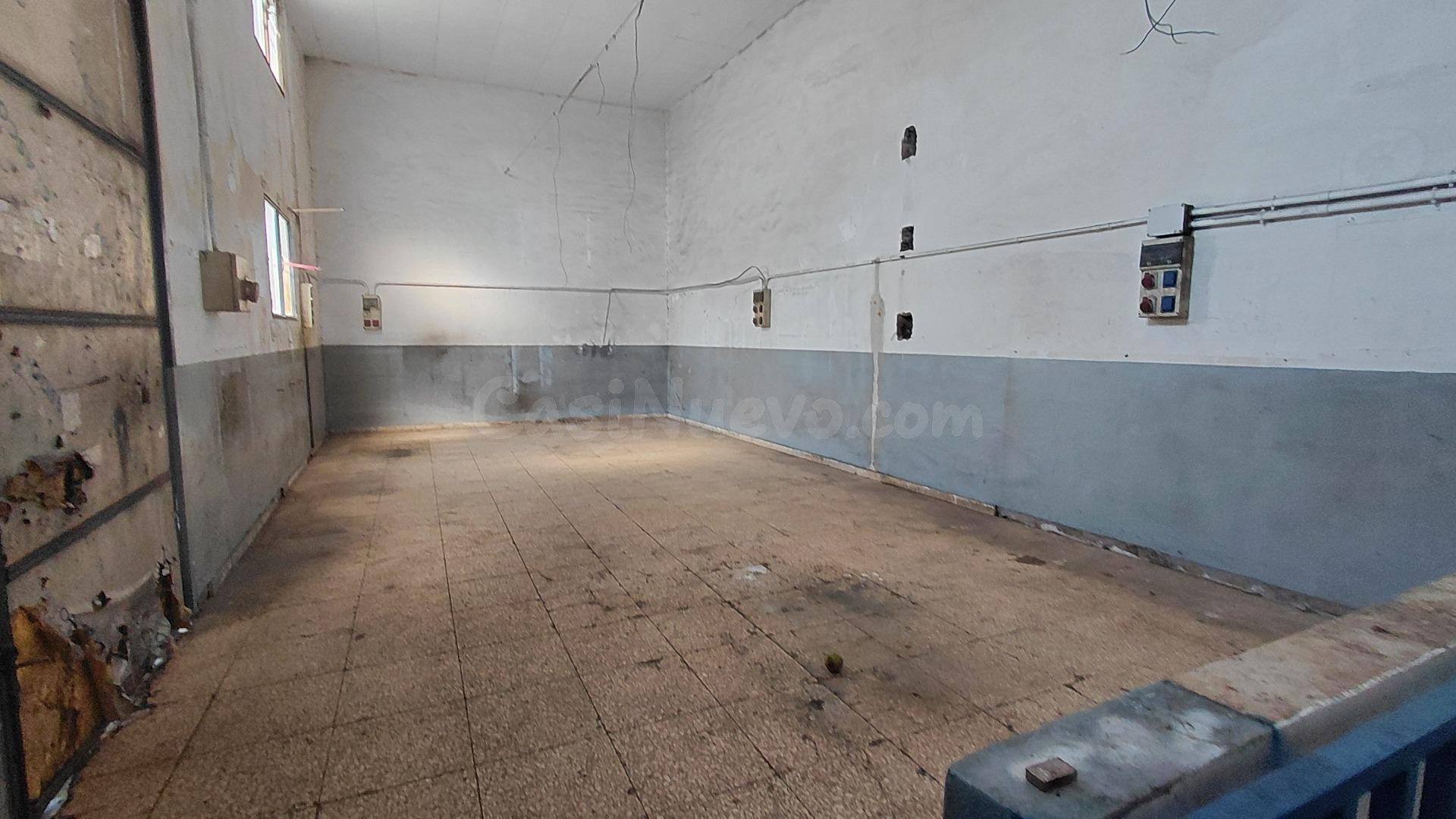 NAVE INDUSTRIAL EN VENTA EN ALTOS DE LA CONDOMINA – VILLENA - foto 4