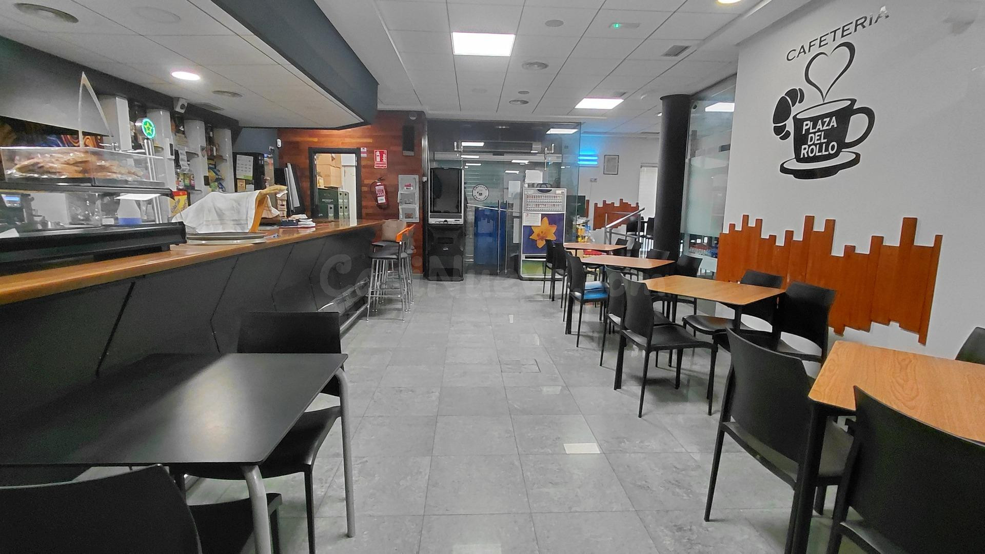 ☕ ¡SE TRASPASA CAFETERÍA EN PLENO FUNCIONAMIENTO! - foto 5