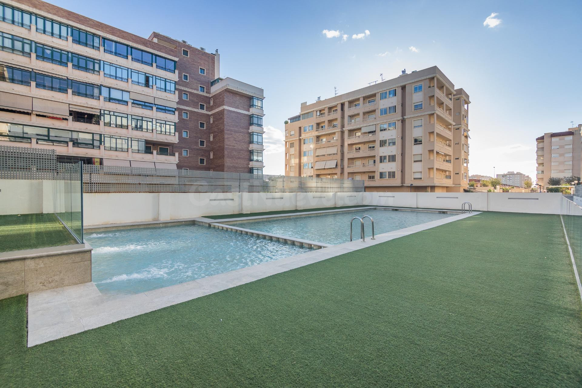 Ático en venta en Elche en zona Ciudad Deportiva - foto 4