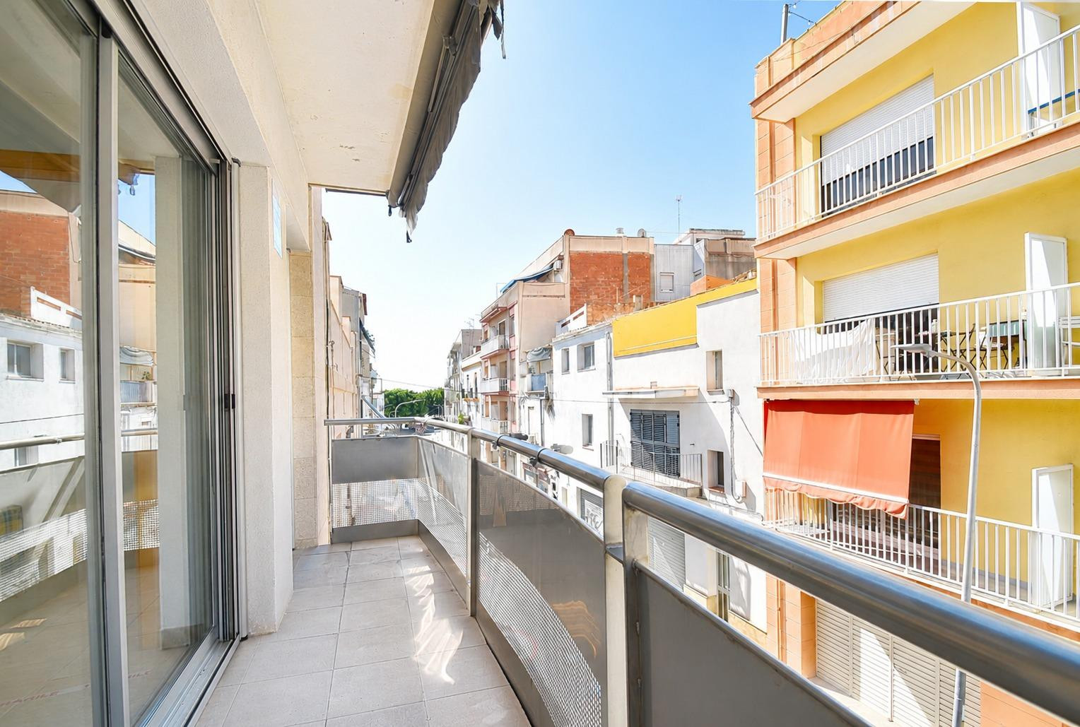 Piso en venta al lado del mar - foto 3