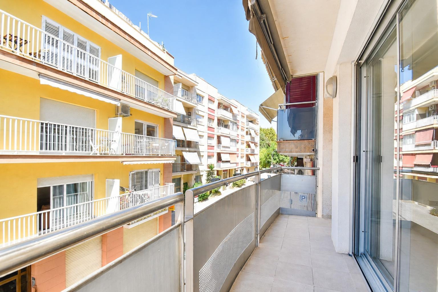 Piso en venta al lado del mar - foto 4