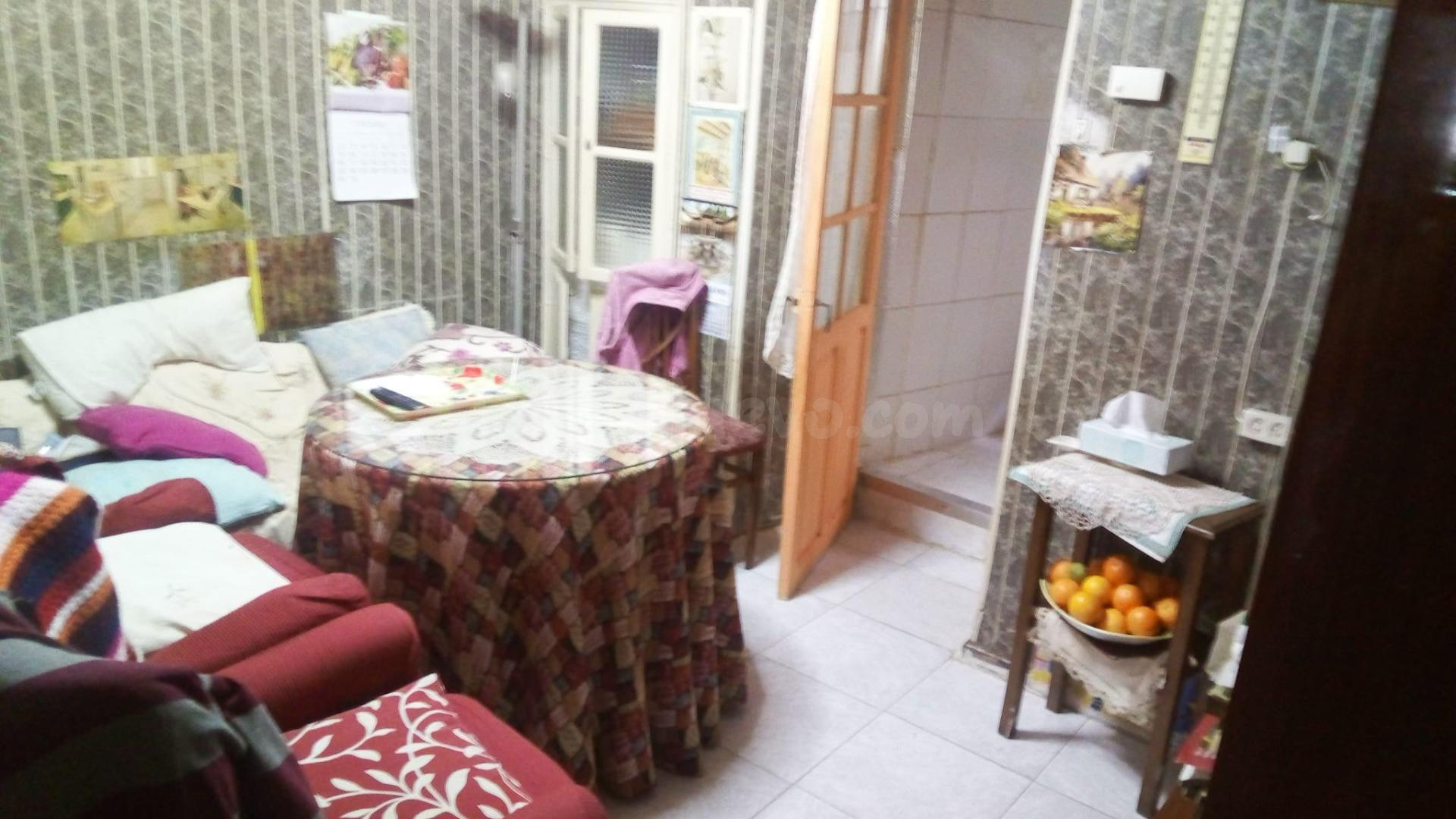 VENTA DE CASA ADOSADA EN ZONA ANTIGUA PARA REHABILITACIÓN TO - foto 3