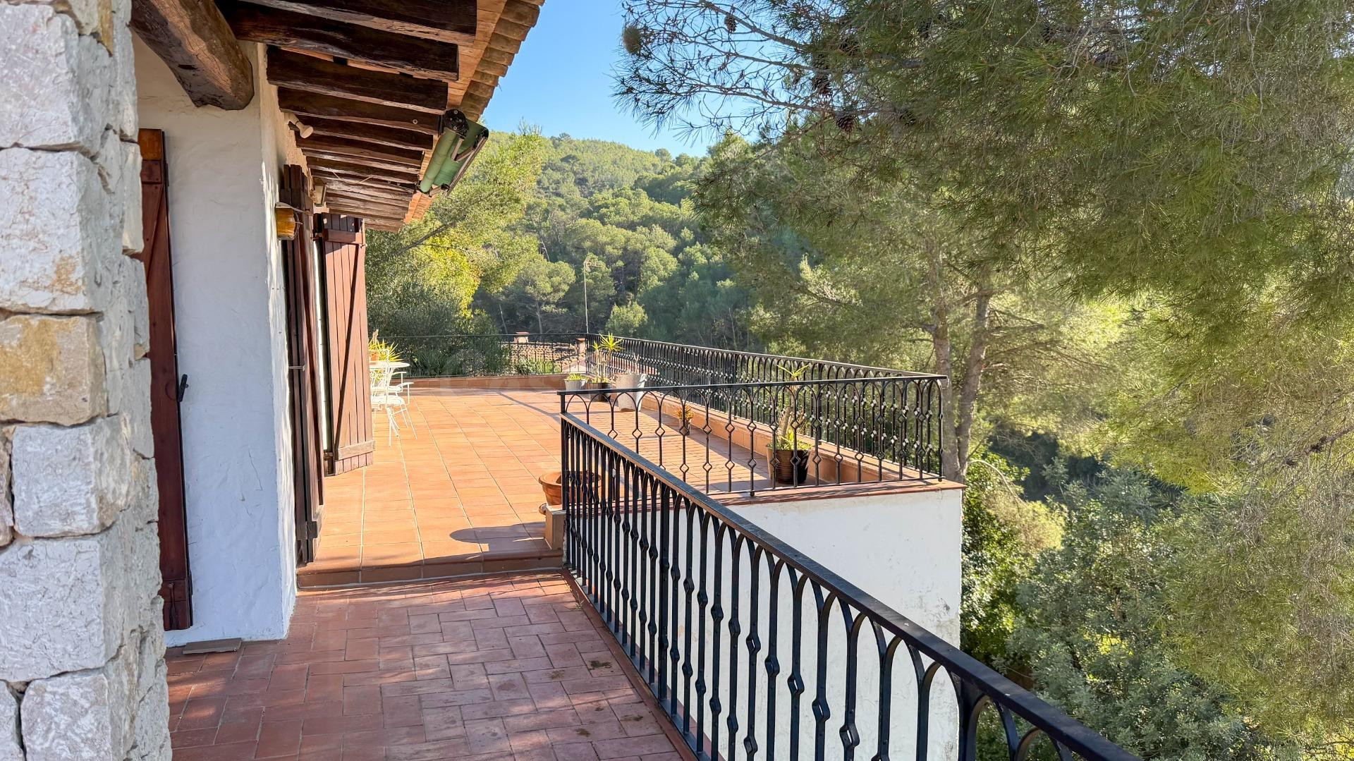 ACOGEDORA CASA EN EL PUEBLO DE OLIVELLA