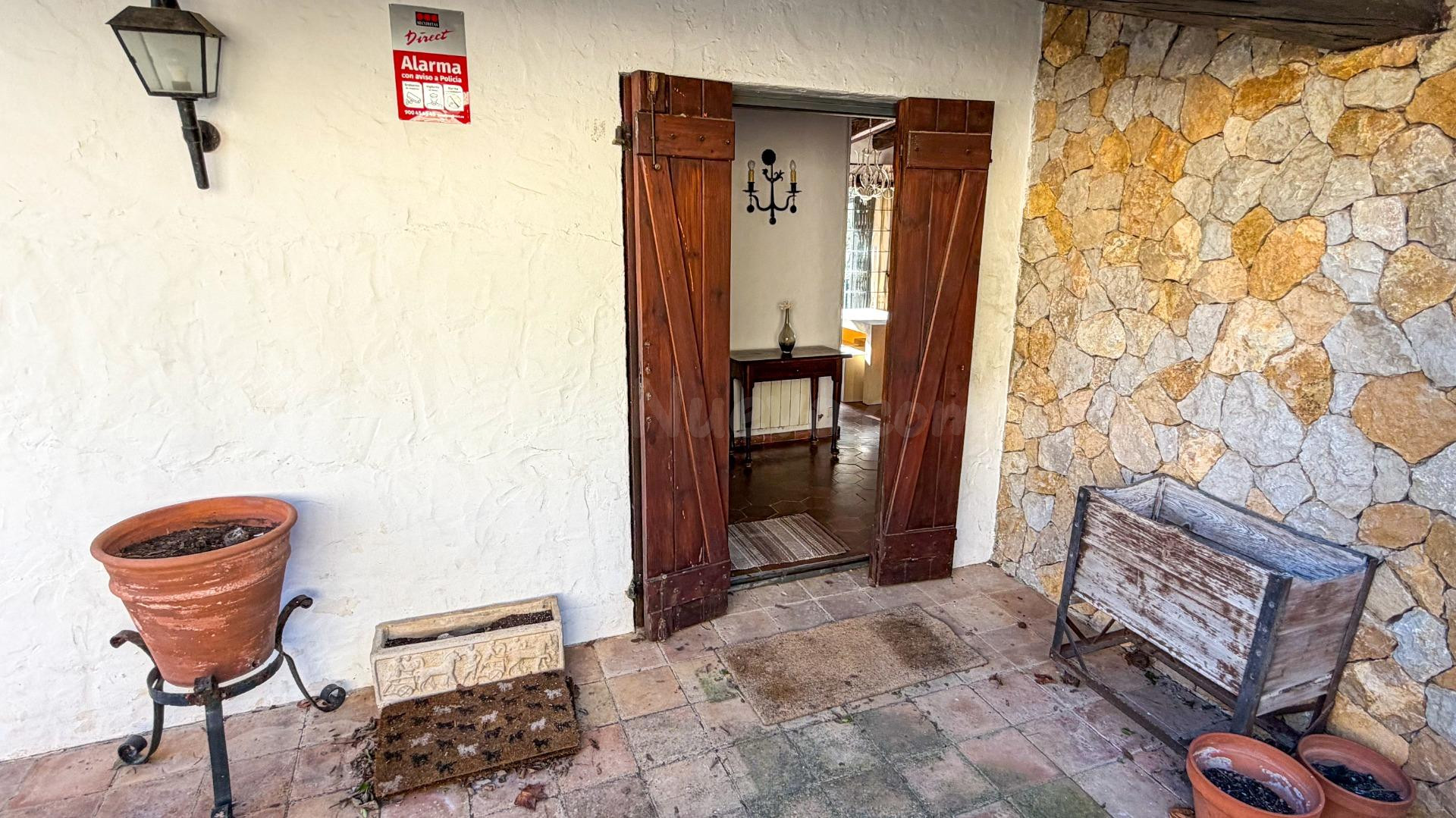 ACOGEDORA CASA EN EL PUEBLO DE OLIVELLA - foto 5