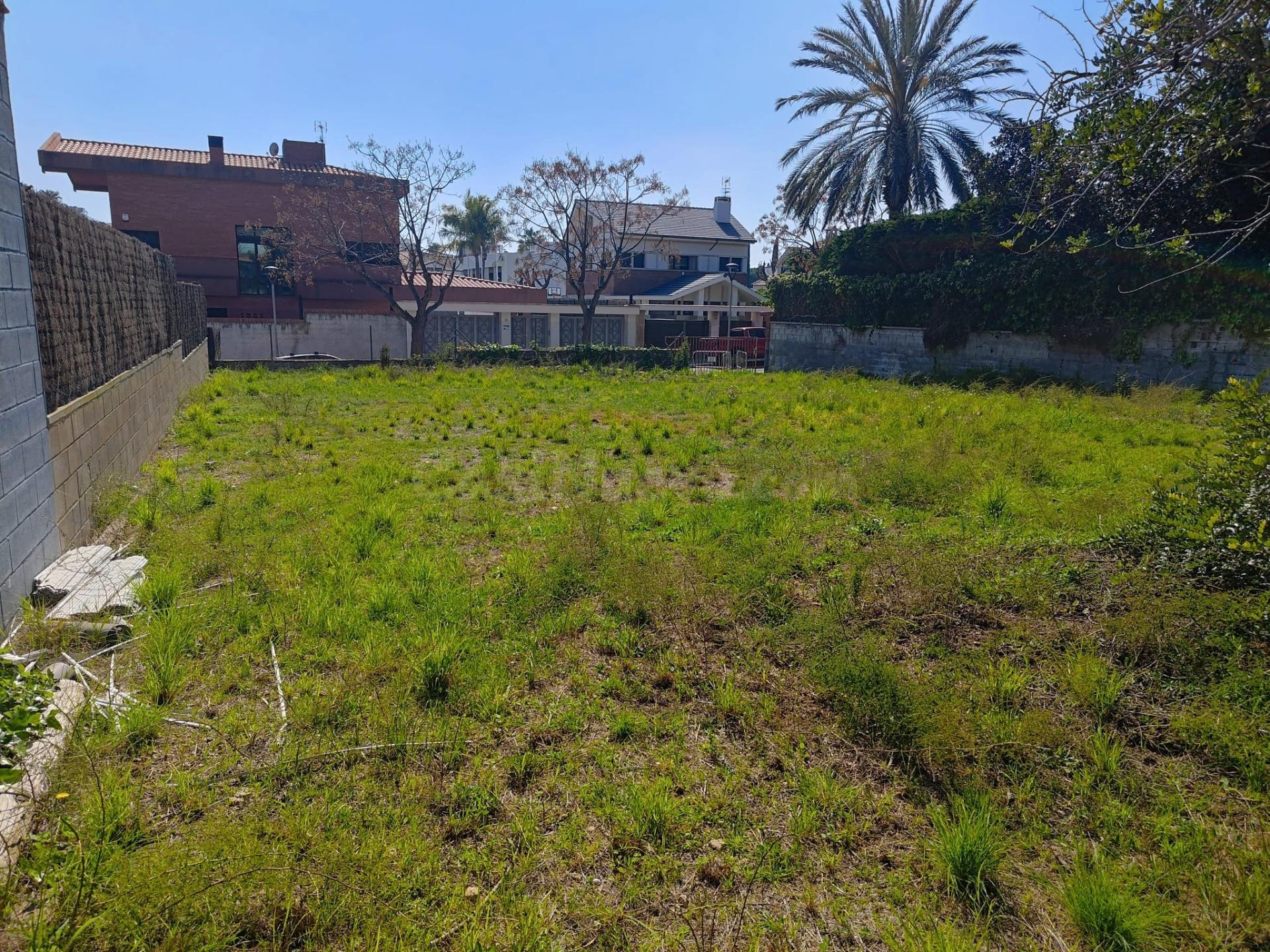EXCLUSIVA PARCELA URBANA EN LA MEJOR ZONA DE VILANOVA – ZONA - foto 4