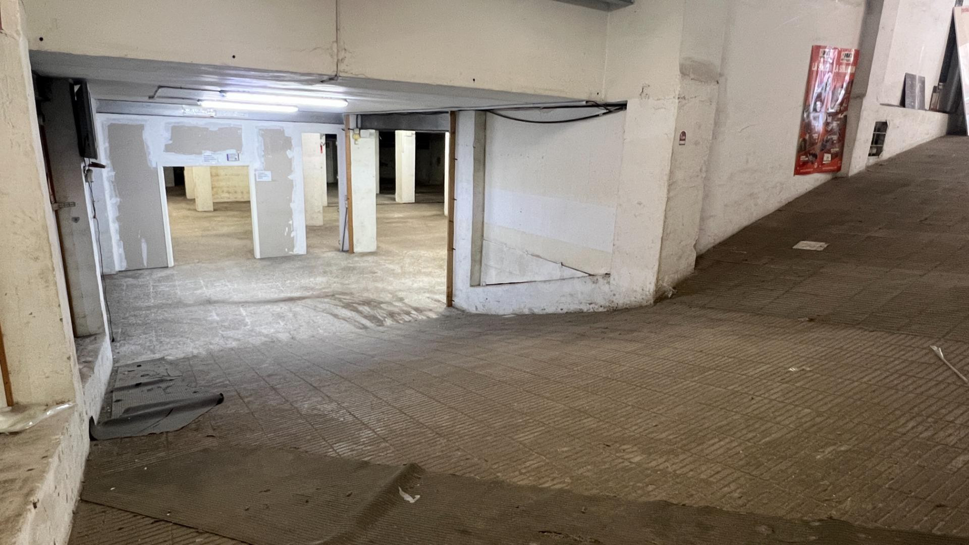 Local sótano en alquiler en Elche - foto 3