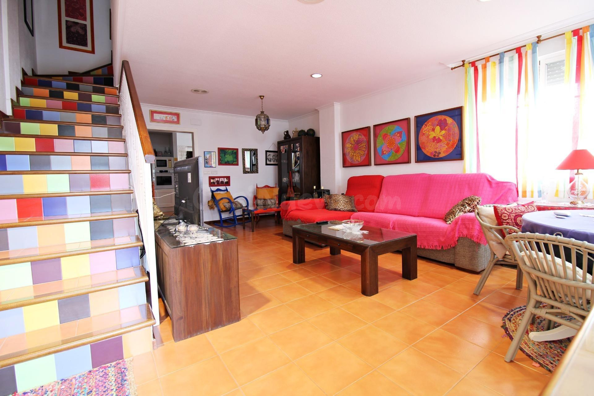 ADOSADO DE 4 habitaciones EN NUEVO ALTABIX - foto 2