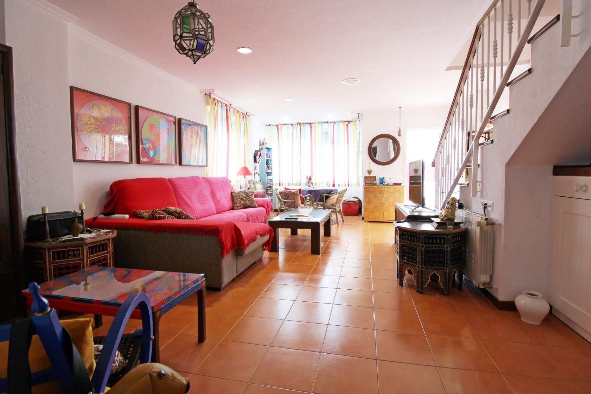 ADOSADO DE 4 habitaciones EN NUEVO ALTABIX - foto 3