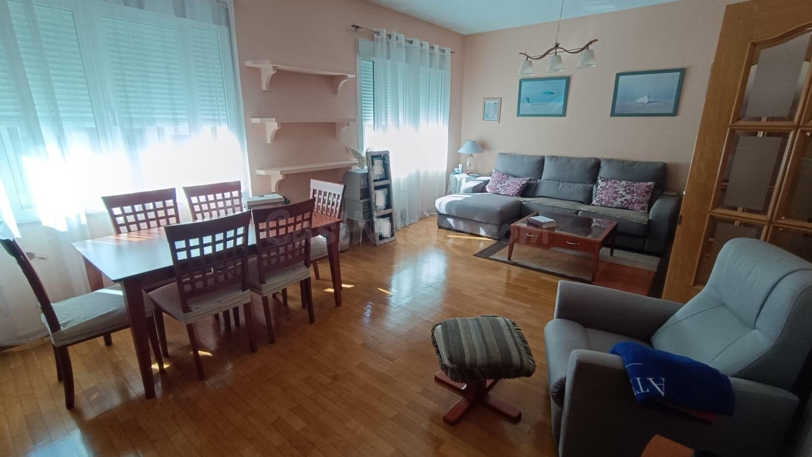 VENTA DE PISO EN ZAMORA EN ZONA CENTRO/TRES CRUCES, 4 DORMIT