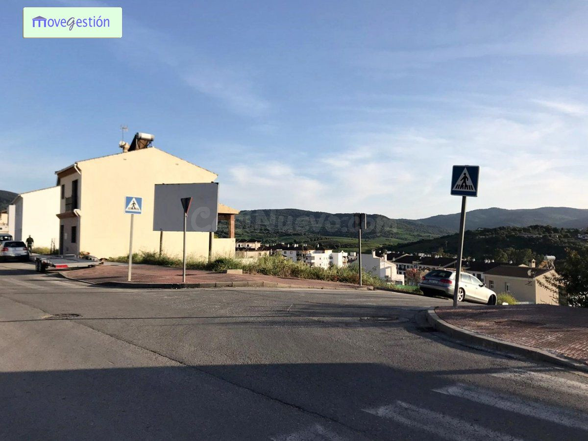 VENTA DE SOLARES EN ZONA DE EXPANSIÓN - UBRIQUE - foto 2