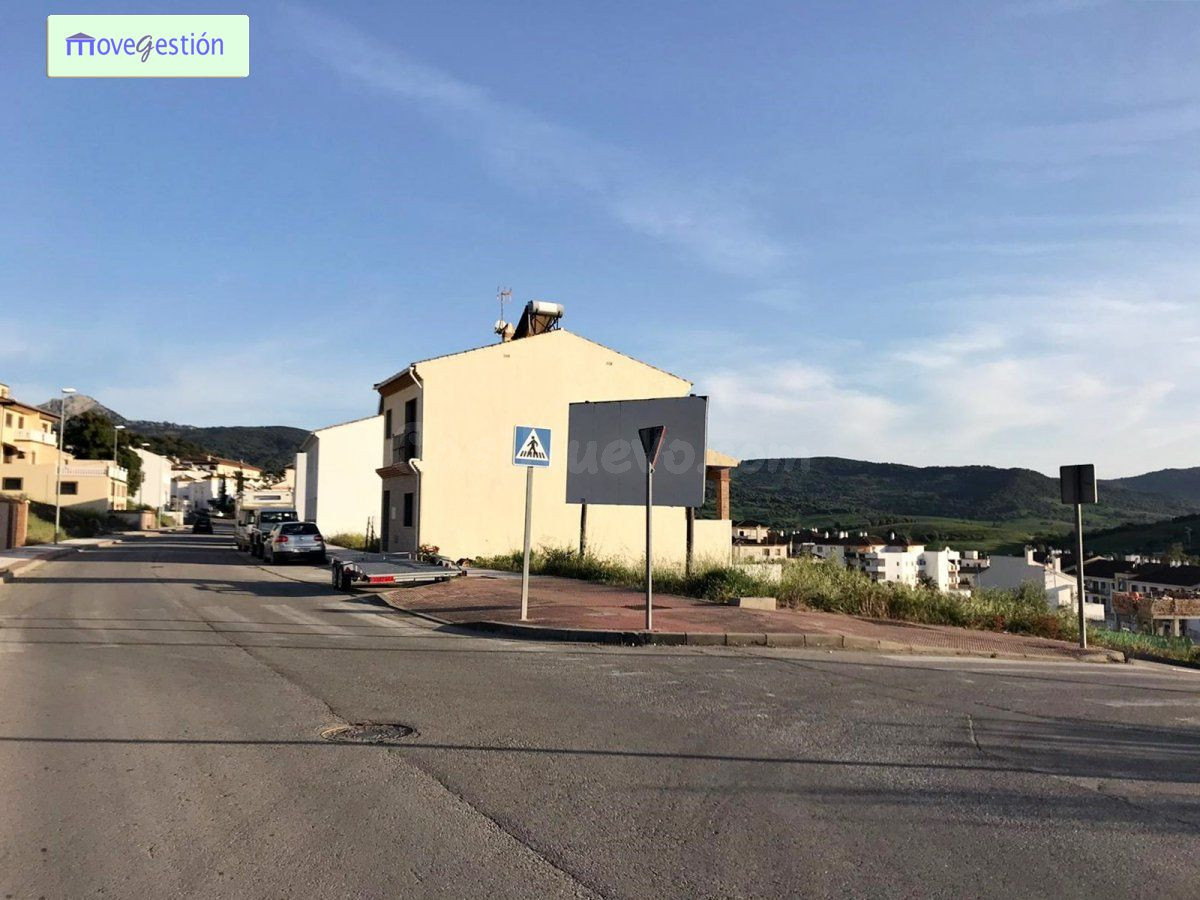VENTA DE SOLARES EN ZONA DE EXPANSIÓN - UBRIQUE - foto 3