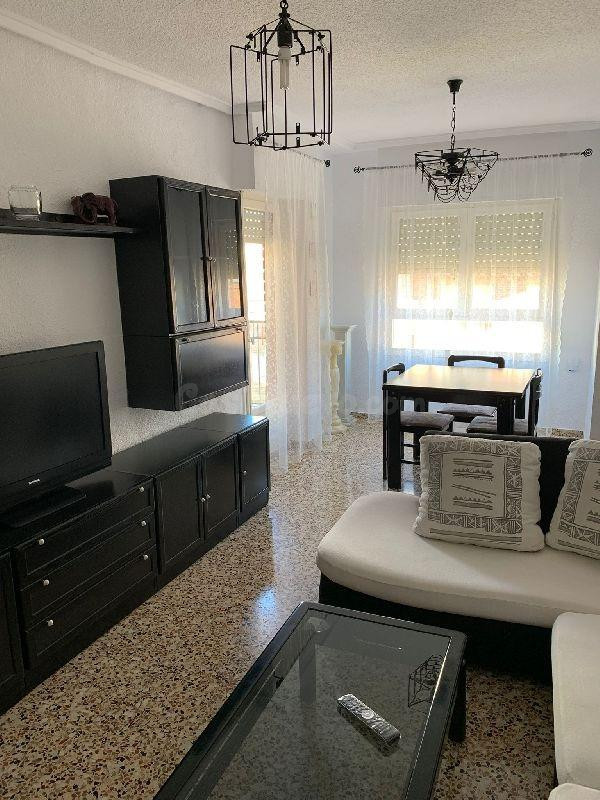 OPORTUNIDAD ALTABIX: 130 m2 con Garaje | Alta Rentabilidad y - foto 2