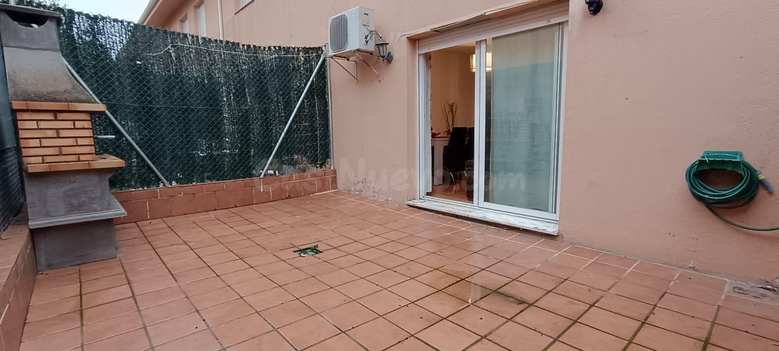 VENTA DE ADOSADO EN MONFARRACINOS (ZAMORA), 3 DORMITORIOS, 2 - foto 4