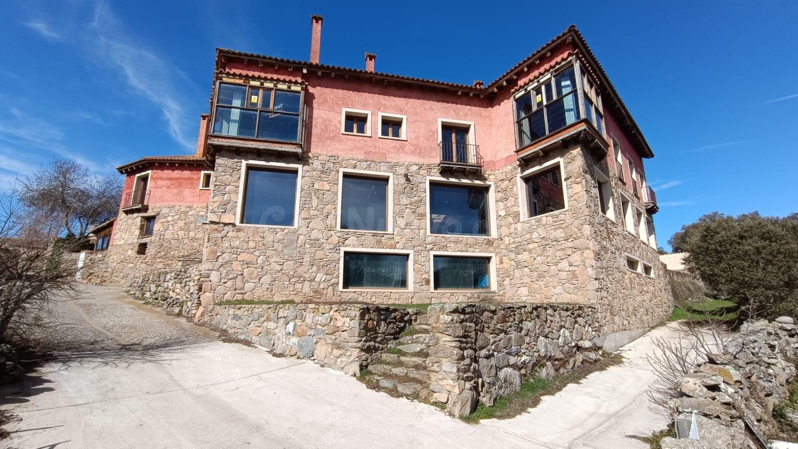VENTA O SOCIEDAD DE HOTEL RURAL EN ARCILLO (ZONA DE SAYAGO-Z - foto 2