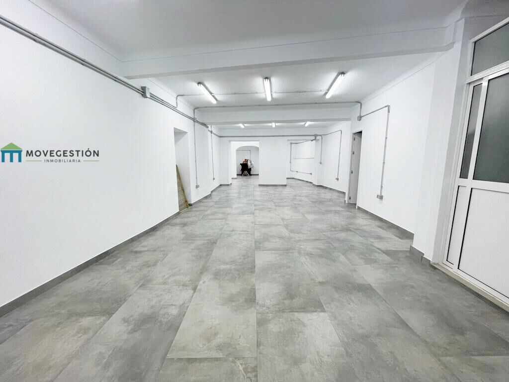 LOCAL COMERCIAL EN ALQUILER EN UBRIQUE (CÁDIZ) - ZONA CENTRO - foto 2