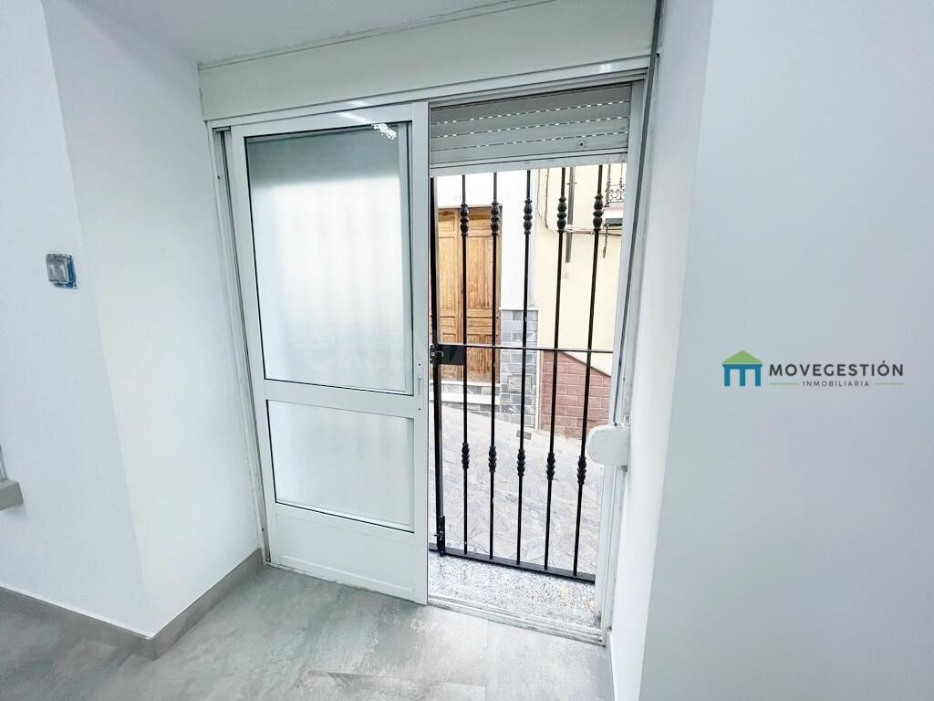 LOCAL COMERCIAL EN ALQUILER EN UBRIQUE (CÁDIZ) - ZONA CENTRO - foto 4
