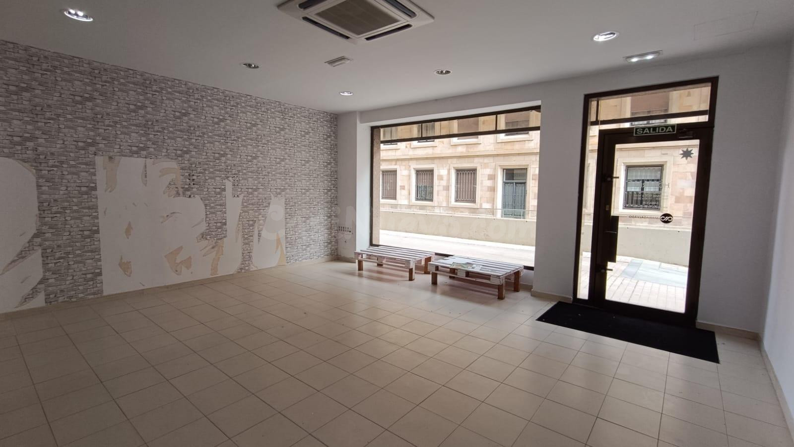 LOCAL EN VENTA EN ZONA CENTRO DE ZAMORA (PLAZA DEL GOBIERNO) - foto 4