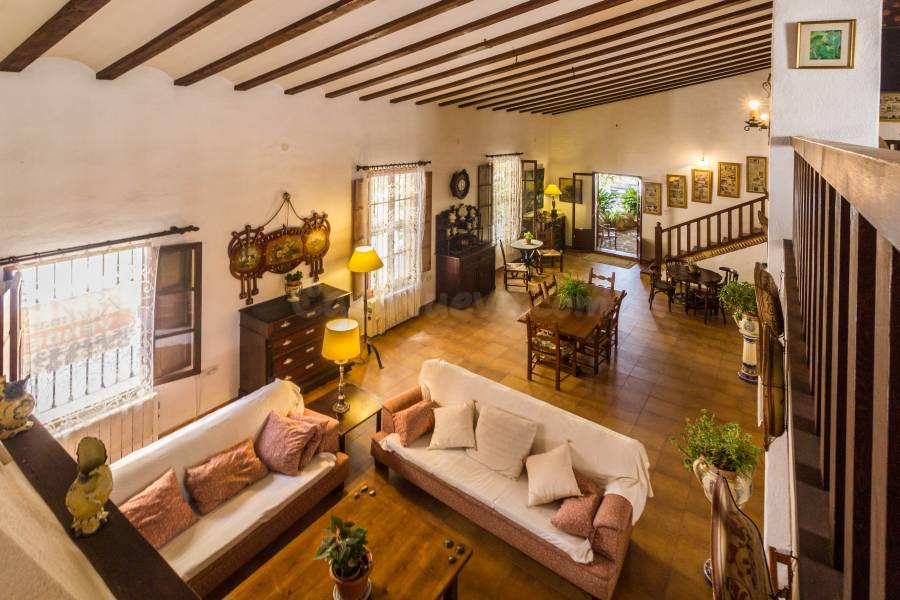 Una gran casa para familias de gusto exquisito - foto 4