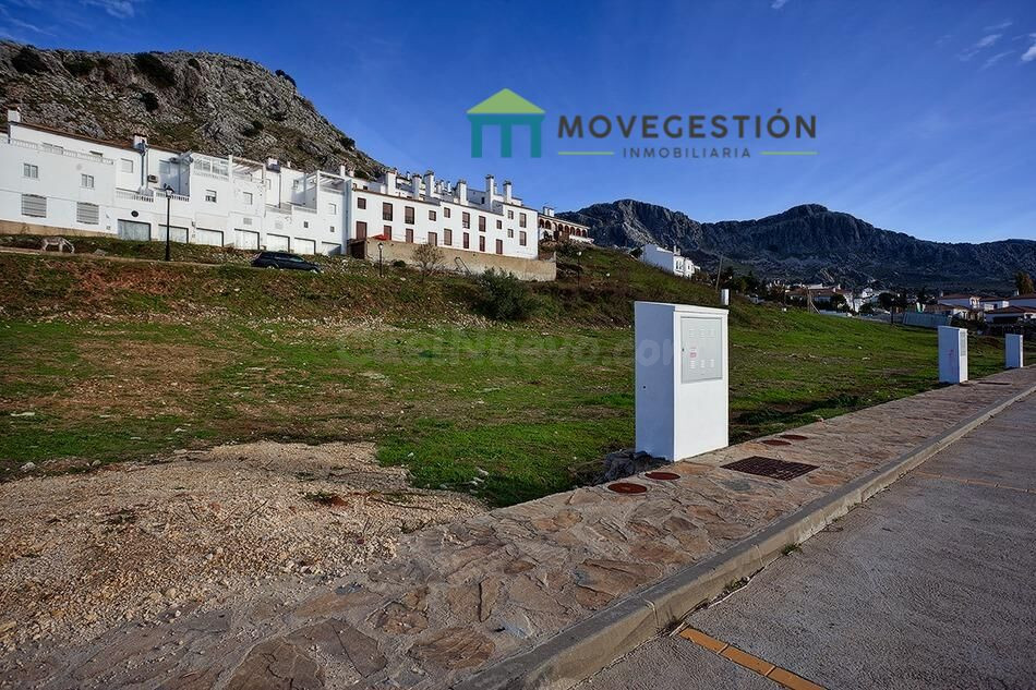 Solar 180m² en venta - Benaocaz