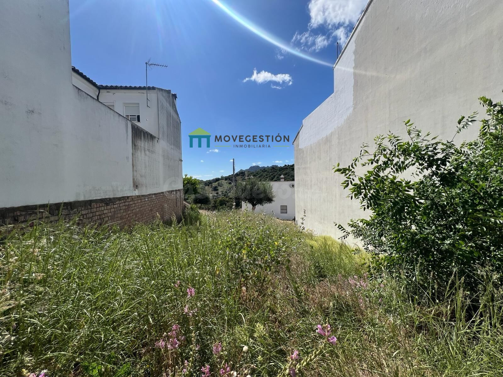 Solar 187m² en venta - ALGARROBAL