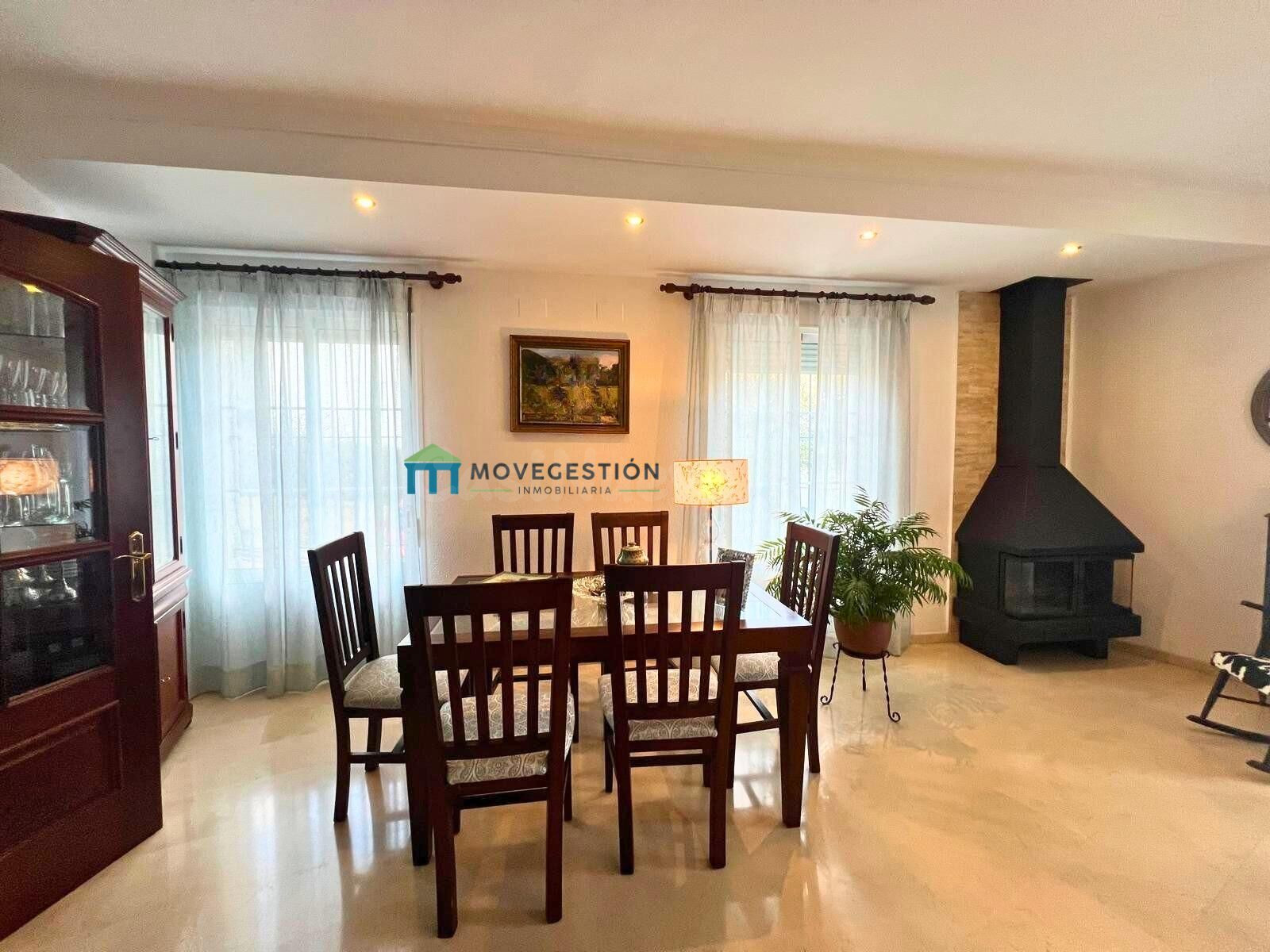 Casa 4 habitaciones 219m² en venta - Centro