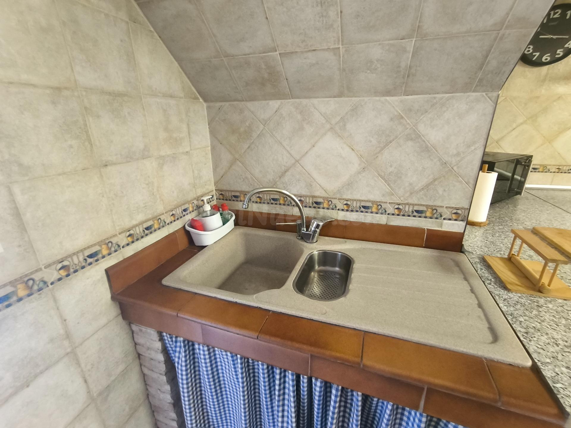 Adosado tipo dúplex con estudio independiente en Catral – Al - foto 3