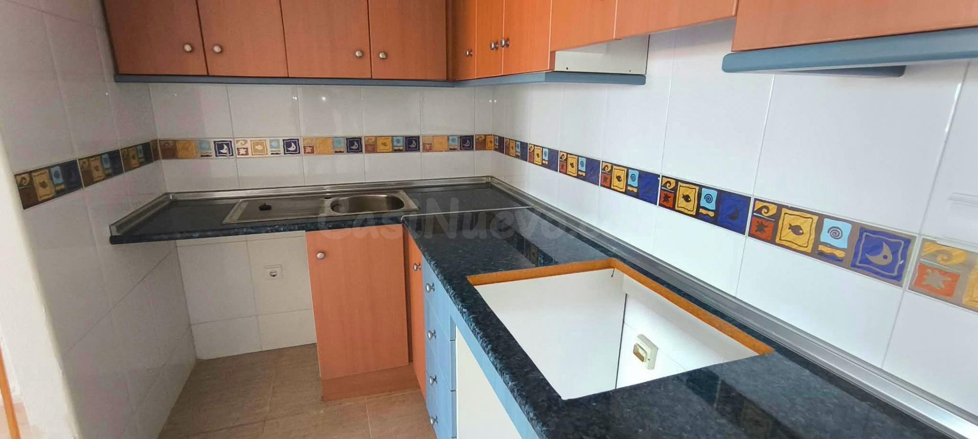 Apartamento a estrenar con garaje incluido en el corazón de  - foto 3